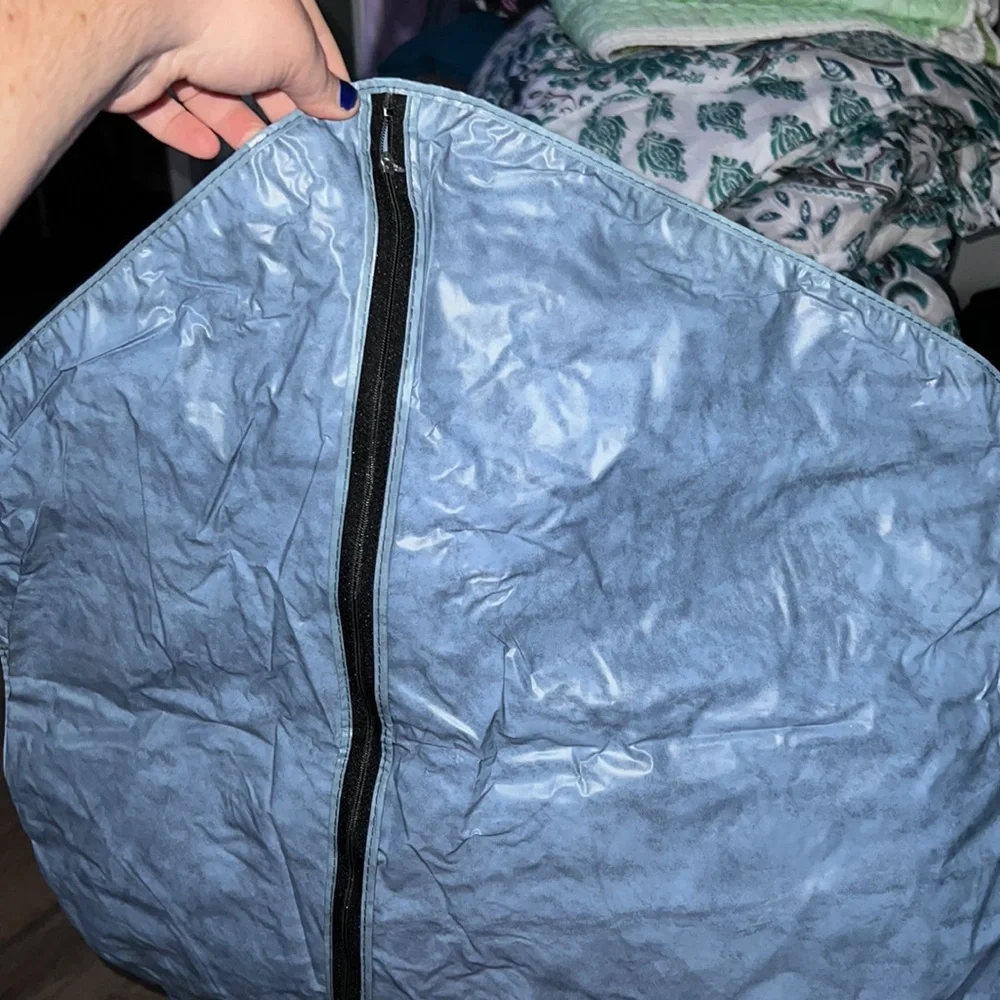 Vintage blue garment bag with sideways black zipper excellent condition